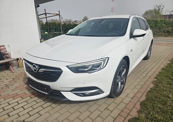 Opel Insignia cena 47999 przebieg: 203000, rok produkcji 2019 z Września małe 67